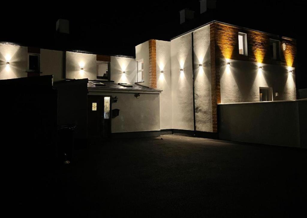 #1 Tgha Luxury Studio Apartment In Athlone Eksteriør billede
